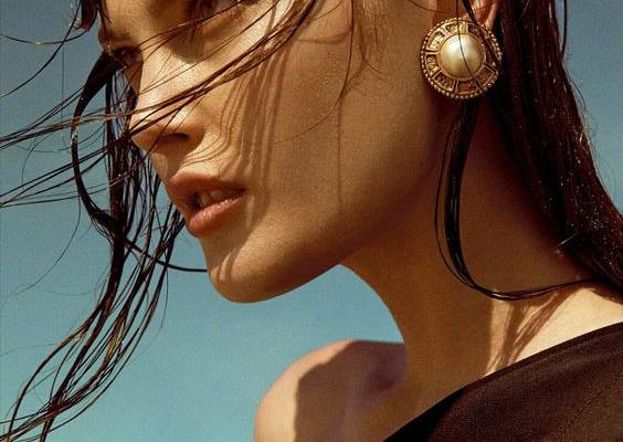 Catherine McNeil Simmers In 'Cuentos de Sirena' By Greg Kadel For Vogue Spain May 2015 — Anne of Carversville