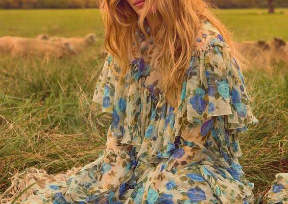Gisele Bundchen Goes Back to Nature for Vogue Brazil