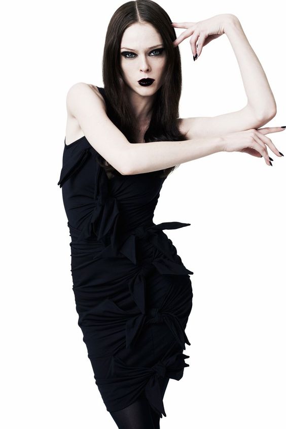 ZAC Zac Posen Fall 2011 Ready-to-Wear Fashion Show