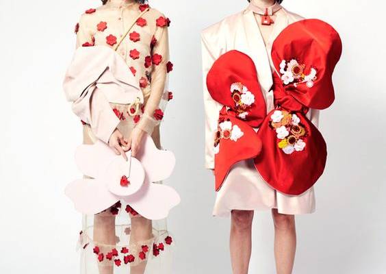 New Designer: Annie Li , Gemar Padukan Seni dan Fantasi dalam Rancangannya