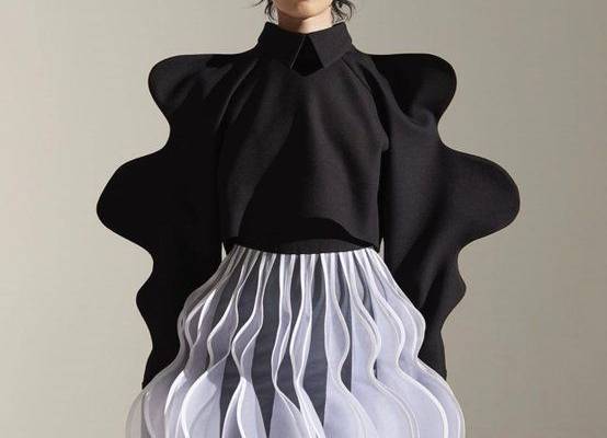 Log in to Twitter / X