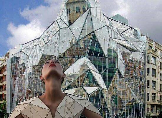 Pleats, folds and curves - Form Follows Fashion