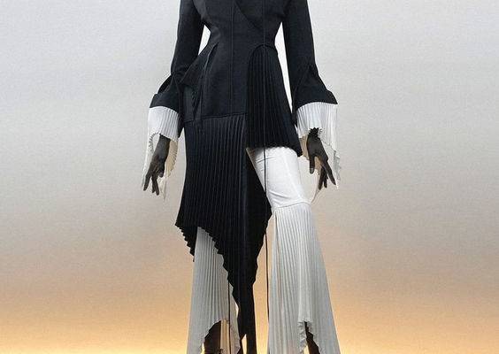 ─ 𝘯𝘦𝘰𝘦𝘮𝘪𝘯𝘦𝘯𝘤𝘦