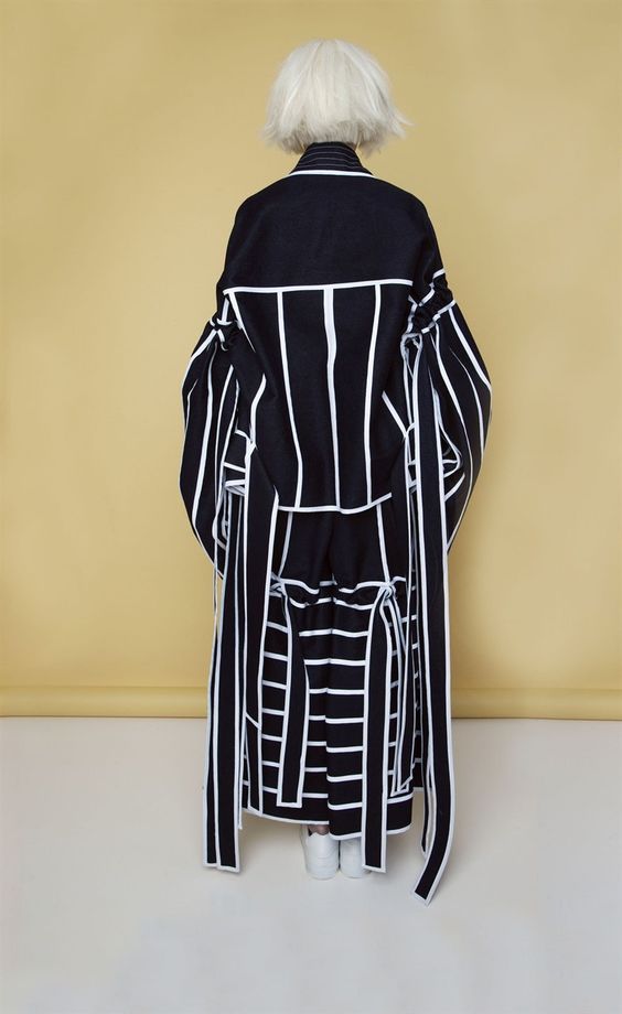 Ji Won Choi: incontro con la designer Parsons e la sua moda sostenibile | Vogue Italia