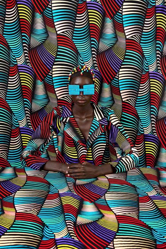 Vibrant Textiles and Repurposed Eyewear Camouflage the Subjects of Thandiwe Muriu’s Celebratory Portraiture | Colossal