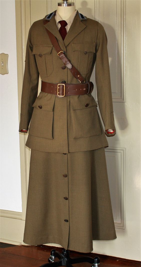 Reproduction of a Women’s WWI Motor Corps of America Uniform