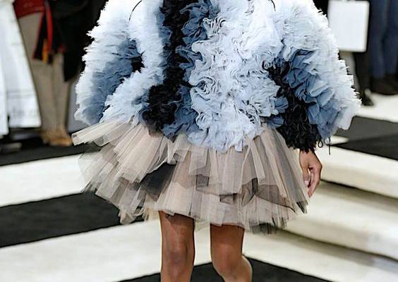 TOMO KOIZUMI - Fall/Winter 2019 - Look 10