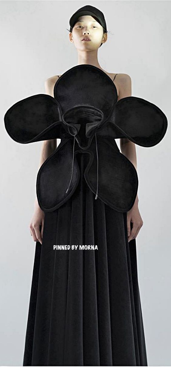 Robert Wun – London/Hong Kong.