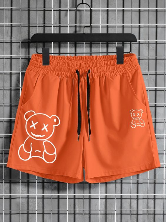 Men Bear Print Drawstring Waist Shorts