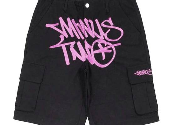 Specification Main Fabric Composition: PolyesterStyle: OverallsPants Type: Straight PantsPants Length: Five PantsWaist Type: High WaistThickness: MediumStyle: Hip-Hop StyleElasticity: Micro ElasticProduct Category: Casual PantsProcess: Printing Size Chart Size Waistline Length Hip Circumference CM Inch CM Inch CM Inch S 69 27.17 51 20.08 106 41.73 M 73 28.74 52 20.47 110 43.31 L 77 30.31 53 20.87 114 44.88 XL 81 31.89 54 21.26 118 46.46