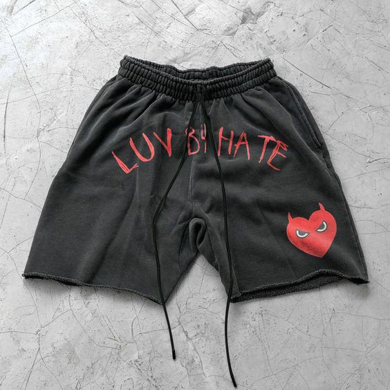 ProductNo SP2205306R77 Waist Type Mid Waist Design Elements No Washing Mode Machine Wash Occasion Leisure,Home,Sport,Casual Pant Length Shorts Style Basic,Casual,Fitness,Trendy Casual Material Cotton Blend Pant Type Straight Leg Season Spring,Summer Yards (cm) M L XL 2XL 3XL UK12/1416182022 US8/1012141618 EU40/4244464850 waistline859095100105 hips102107112117122 Thigh circumference61.864.567.269.972.6 Weight-kg60-6565-7070-7575-8080-85