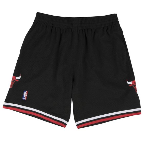 Ce Short de basketball pour adulte est idéal pour les fans de NBA et les supporters des Chicago Bulls. Il peut se porter au quotidien et à l’entrainement..