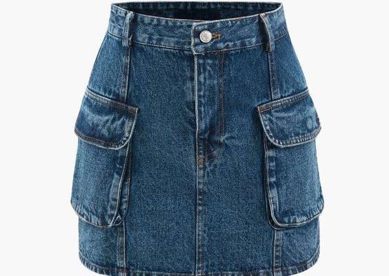 Details Occasion: Casual Category: Denim Composition: 35% Polyester, 65% Cotton Sheer: Not Sheer Color: Blue