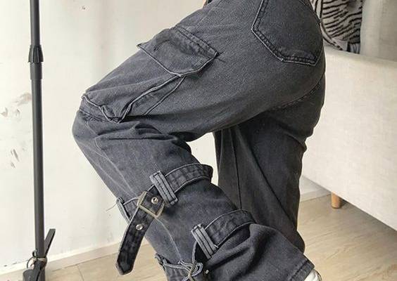 Shipping: Worldwide Express Shipping AvailableDelivery time: 7-15Days Fast ShippingReturns: Fast refund, 100% Money Back Guarantee.Brand Name: PUNK STYLE GIRLMaterial: AcrylicElasticity: Non StrechFabric Type: Cotton elastic denimLength: Full LengthFit Type: RegularStyle: CasualDecoration: PocketsDecoration: Lace UpOrigin: Mainland ChinaCN: GuangdongJeans Style: Cargo PantsAge: 18-24Waist Type: MIDModel Number: Cargo Vintage PantsRelease Date: Winter 2022Thickness: RegularItem Type: JEANSGender: