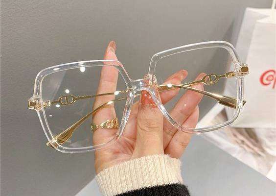 Frame Material: Alloy Lenses Material: Polycarbonate Lens Height: 57mm Lens Width: 67mm