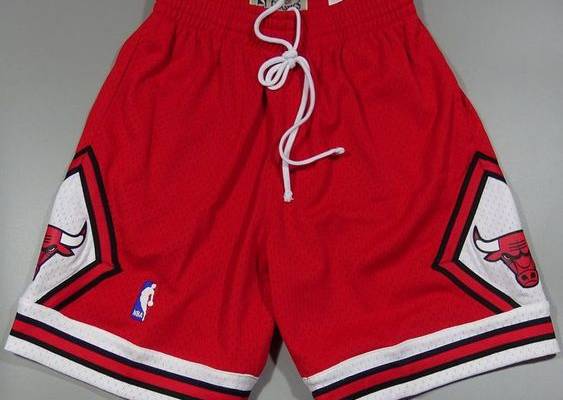 Chicago Bulls. Shorts NBA retro | Ropa adidas hombre, Ropa deportiva mujer nike, Ropa de hombre