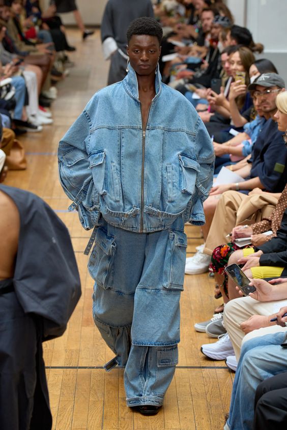 Hed Mayner Spring 2023 Menswear Fashion Show