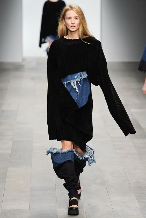 Central Saint Martins Fall 2011 Ready-to-Wear Fashion Show