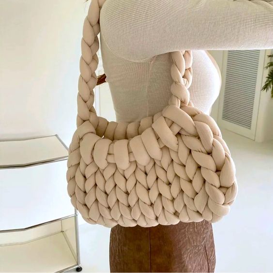 The Hottest Trending “It” Bag For Summer / Fall 2023! Lined Large Chunky Knit Crossbody Shoulder Bag. Colors: Ivory, Green, Purple, Blue, Gray, Light Pink Size: 28×21 Cm / 11×8.3 In Message Me When You Place Your Order Which Color You Would Like. Remember To Include Your Telephone Number These Are Handmade Bags, Please Allow For Some Variations In Size And Color And 7 To 10 Days For Shipping. Even More Beautiful Lovely Items And Great Prices On My Website At Theloveetc.Com. Please Follow Me At I