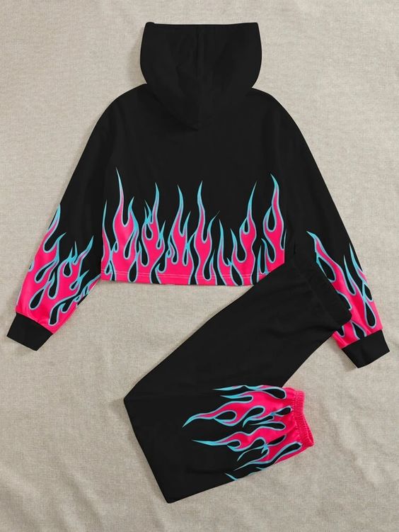 Conjunto capucha corta con estampado de fuego con pantalones deportivos | Mode de Mujer | SHEIN España