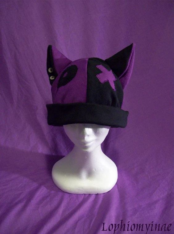 Two-toned Kitty Beanie by Lophiomyinae on DeviantArt