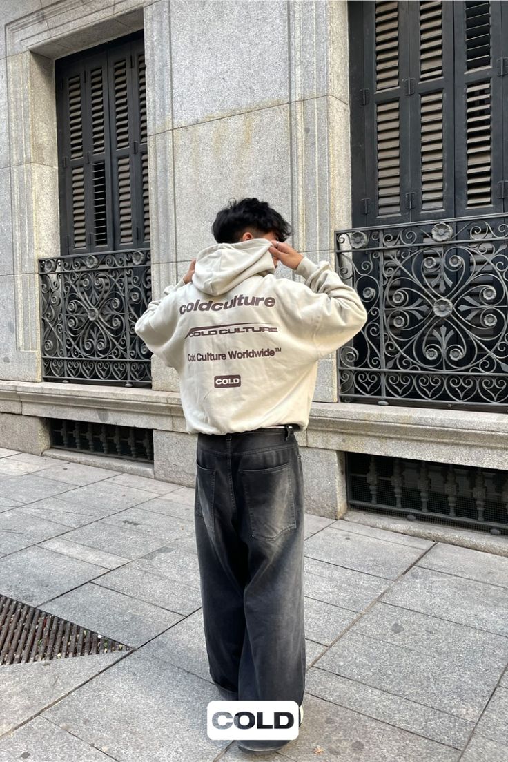 Oversize streetwear hoodie with boxy fit.
Fashion design. 
Best quality.
Limited units.
100% cotton. 400 g/m² French Terry. 
Soft, cozy and comfortable to wear. 
Unisex. 
FREE shipping with minimum order, we ship WORLDWIDE