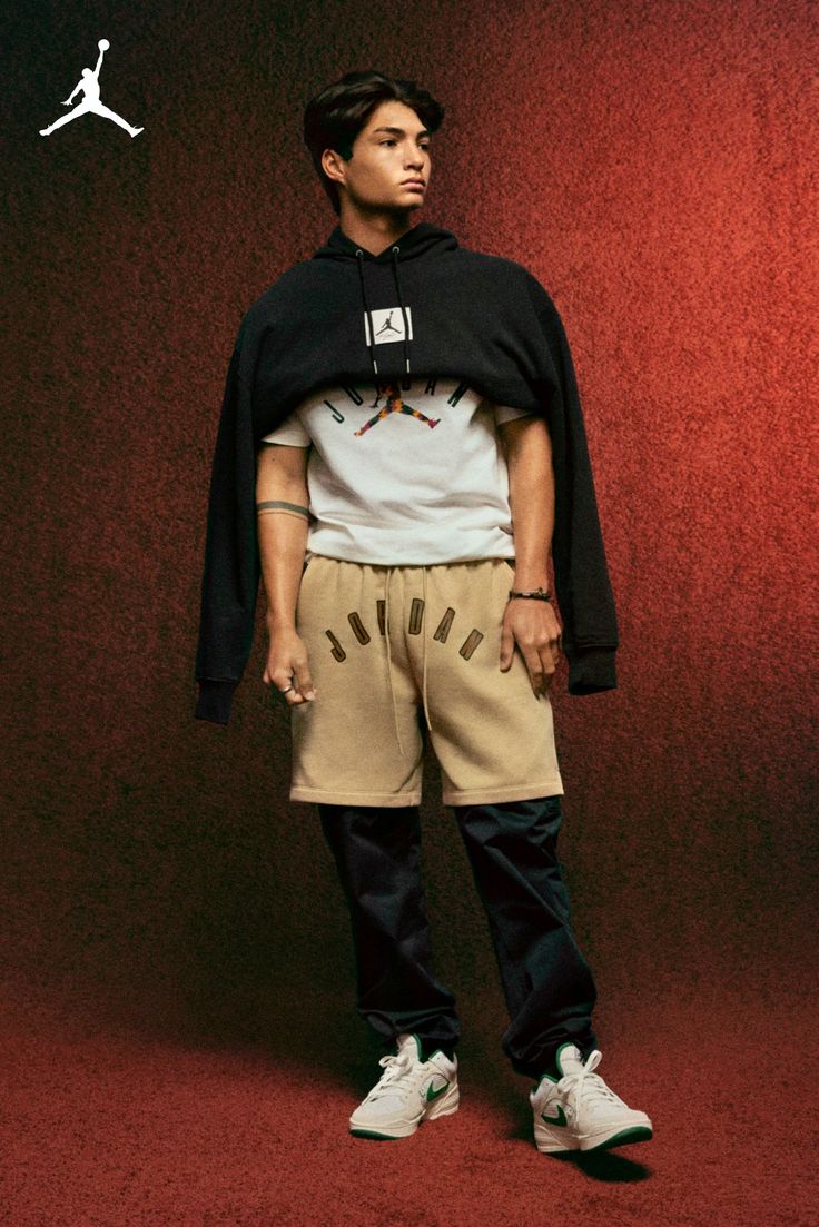 The MVP Collection brings together bold designs and Jumpman cues to create winning looks. Shop now on Nike.com.