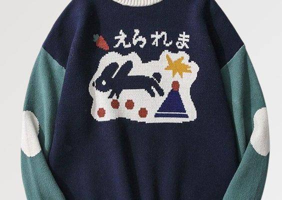 the japanese school sweater brings a colorful version ideal in urban art in Japan This garment is in Japanese size, remember to take a size above the one you usually take, or refer to the size guide Superior quality : 100% cotton confection Printed pattern : ultra precise 3D digital printing Unisex : Japanese mixed clothing Maximal comfort : soft to the touch and without unpleasant rubbing Oversized cut for a guaranteed Japanese streetwear style FREE STANDARD DELIVERY Size (cm) Bust Shoulder Len