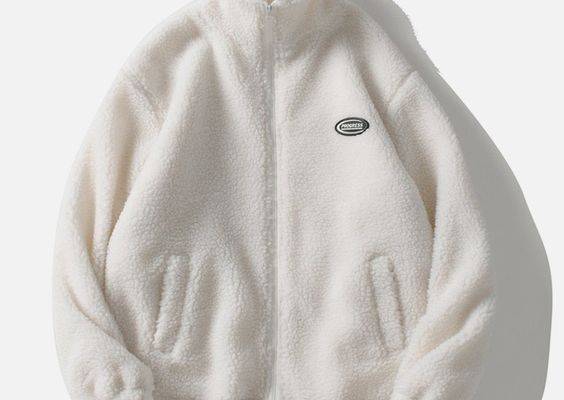 Luxury fashion and street fashion are two distinct styles that have their own unique appeal. While luxury fashion is all about expensive, high-end brands and designer pieces, street fashion is more about individual expression and creativity. AlanBalen® is a brand that successfully combines these two styles, offering a range of luxurious, high-quality Jackets that are also inspired by streetwear trends. From Varsity Jackets and Luxury Jackets to trendy accessories and graphic tees, AlanBalen® has