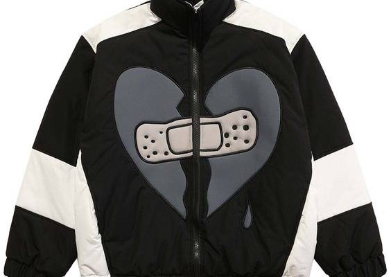 DETAILSLoose fitStandard thicknessPattern Type: CartoonMaterial: CottonLining Material: PolyesterCollar: StandClosure Type: Zipper