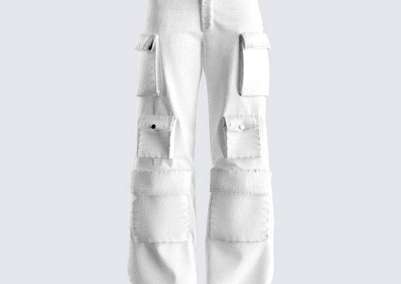 It’s giving stylish baddie that no one could come close to competing with 💅 Go through the day knowing you are serving nothing but looks, and vibes with these wide leg, white cargo twill pants. Complete with a mid-rise, loose fit, and cargo pocket detailing  🤍