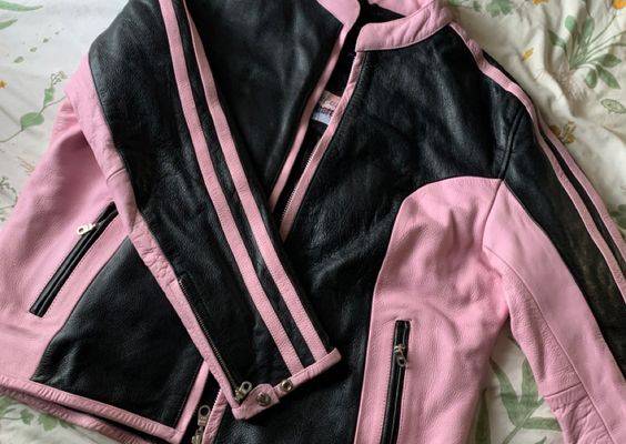 pink biker jacket!!!