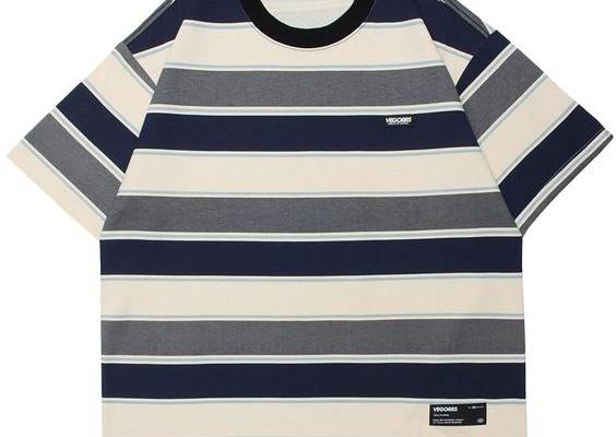 PRODUCT DESCRIPTION Unisex Sizing Oversized Fit 100% Cotton Designed for style and comfort High definition print Artistically designed Please strictly follow our sizing chart to select your size. Sizing may vary 1-3 cm due to manual measurement. Colour may vary due to lighting on images. SIZE GUIDE S M L XL Shoulder (cm) 58 59 60 61 Chest (cm) 120 122 124 126 Length (cm) 72 74 76 78 Sleeve Length (cm) 20.5 21 21.5 22