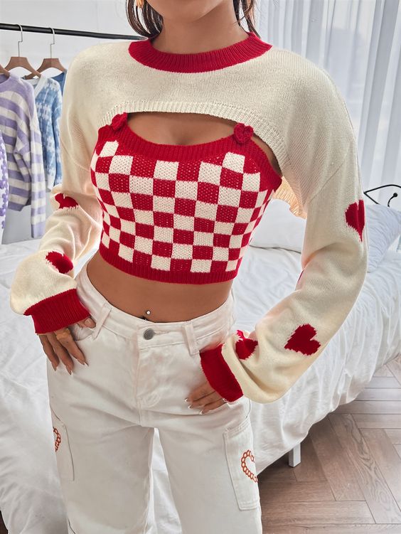 Plaid Pattern Heart Detail Knit Top