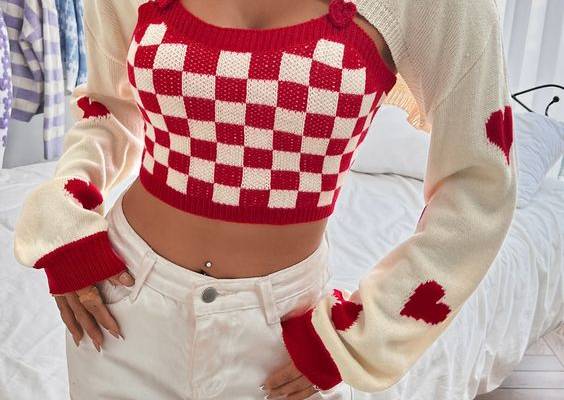 Plaid Pattern Heart Detail Knit Top