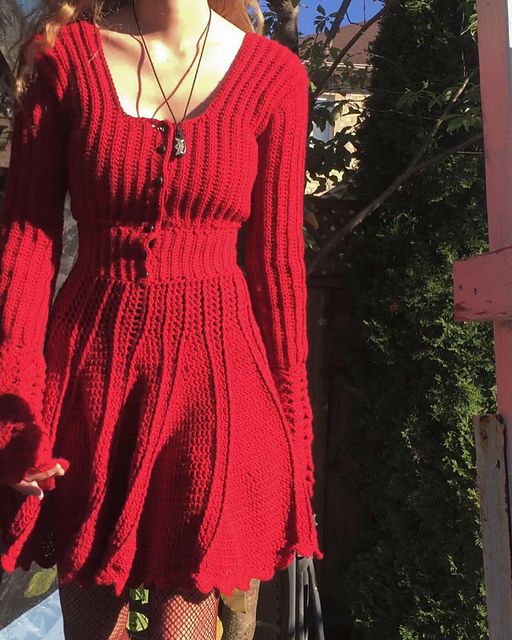 Ravelry: Scarlet Faerie Dress pattern by Loops and Shreds