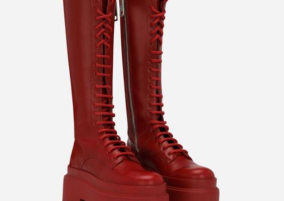 Brushed calfskin boots