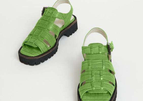 MEET HADDIE City street adventures made chic in our 90's inspired city sandal. Large oversized straps and lightweight chunky sole make Haddie summer perfection. The HADDIE treaded sole is an EVA base that provides extra comfort and fit. A thin brown leather welting detail lines the outsole of the shoe for a nod to menswear trends. Welt detail is hand finished so some variation in appearance is normal and should not be considered a defect. SHOP SIMILAR STYLES Leather upper Leather lining Memory f