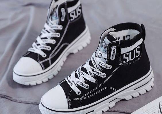 SPECIFICATIONSUpper Material: CanvasShoes Type: CanvasSeason: Spring/AutumnPattern Type: SolidOrigin: CN(Origin)Model Number: A1-205Lining Material: CanvasInsole Material: EVAHeel Height: Med (3cm-5cm)Fashion Element: SewingClosure Type: Lace-upBrand Name: LYTYL