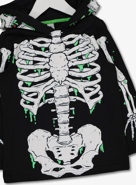 STYLE HALLOWEEN LS SKELETON HOODED TEE – Black