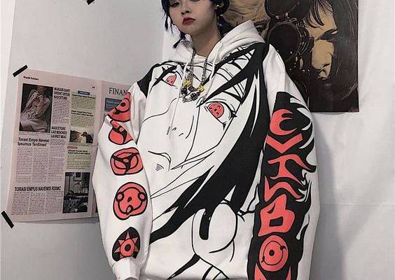 MARK YOUR OWN STYLE This Itachi hoodie is the perfect way to bring a little bit of cosplay swag to your winter wardrobe! Uniquely designed and expertly crafted with exceptional attention to detail, this hoodie brings together comfort and style. Get yours today and turn heads no matter where you go! Size guide: SIZE BUST (CM) SLEEVE (CM) LENGTH (CM) M 108 51 66 L 112 52 68 XL 116 53 70 XXL 118 54 72