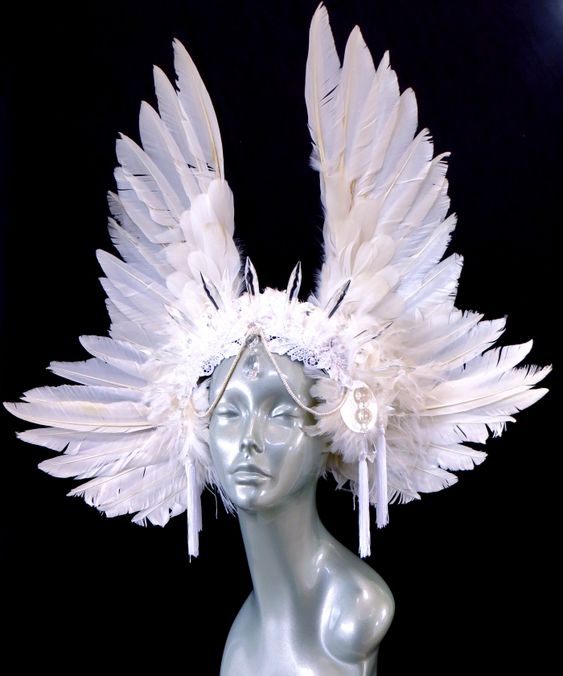 Headdresses – Serpentfeathers