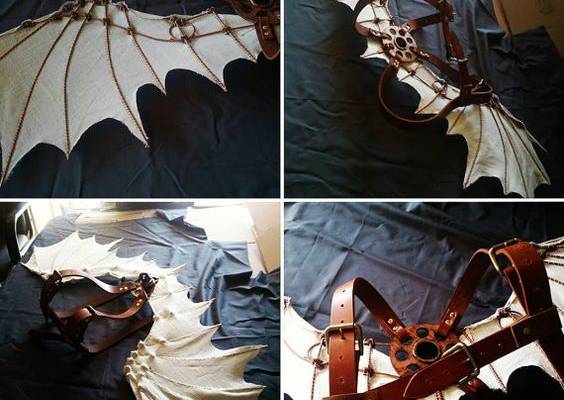 Absolut schöne, handgefertigte Da Vinci Rumpfes Flügel inspiriert. Diese Flügel sind inspiriert durch die vielen Zeichnungen und Studien Da Vinci erstellt während des Studiums Flug und Träumen Flügel für Menschen zu fliegen. Zu Ehren haben wir eine atemberaubende Paar Flügel geschaffen.