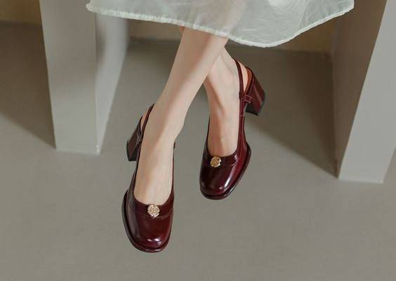 CHIKO Rhona Round Toe Block Heels Slingback Shoes