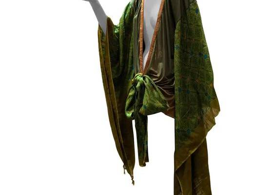 1stDibs: Antique and Modern Furniture, Jewelry, Fashion