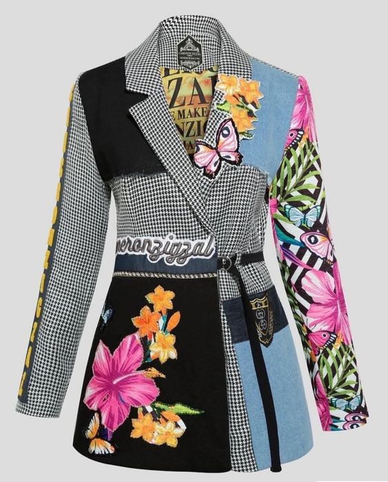 Internationale Top-Designer, zeitgenössische Mode, einzigartige Vintage-Stücke✅Shop für wichtige Designermarken mit bis zu -70% Rabatt auf den UVP ✅ Garantierte Authentizität bei Luxury and Vintage Madrid – Expressversand weltweit ✅