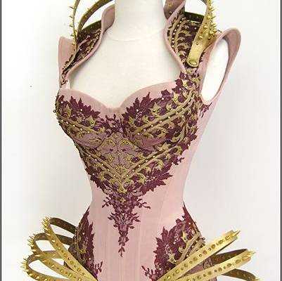 Worbla and Corsetry | Worbla Thermoplastics