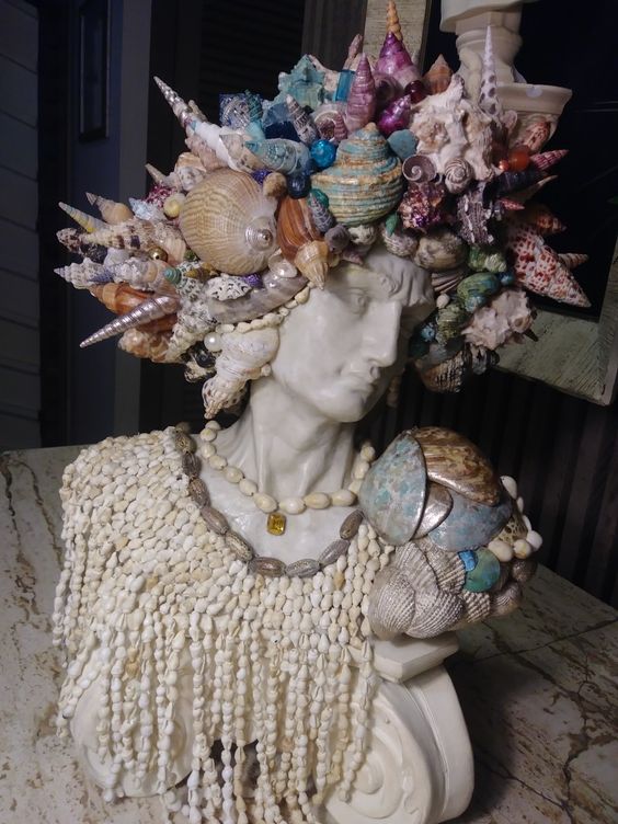 Shell bust creation of Michelangelo’s David