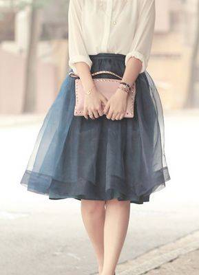 Description:Condition:New Without tagsBrand: HandmadeSize:All SizeSilhouette: A-LineMaterial:Chiffon and TulleBody Shape: All SizesThis Skirt could be custom made, there are no extra cost to do custom size and color.