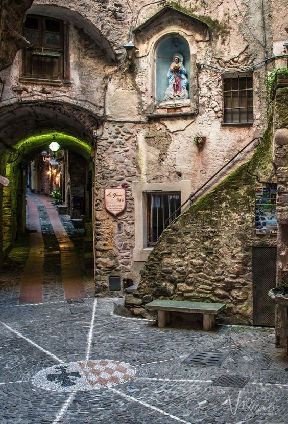 Luxury holiday rentals on Italy’s Ligurian Coast Italy